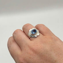 Load image into Gallery viewer, Blue Zircon Daisy Ring (O)