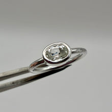 Load image into Gallery viewer, White Topaz Ring (N)