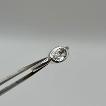 Load image into Gallery viewer, White Topaz Ring (N)