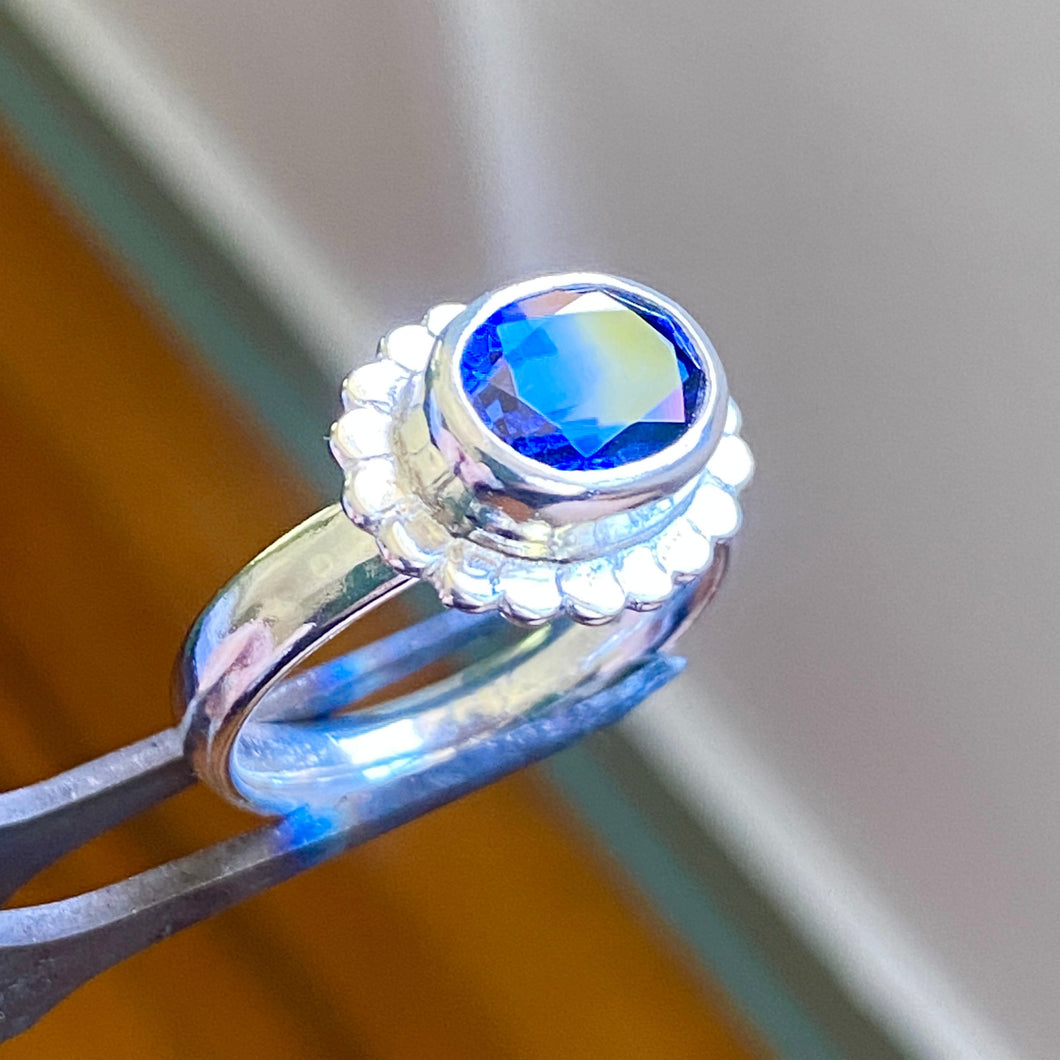 Dark Blue Sapphire Ring (P / 8)