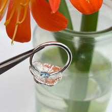 Load image into Gallery viewer, Blue Zircon Daisy Ring (O)