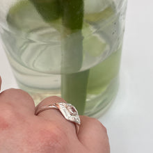 Load image into Gallery viewer, White Tea Topaz Tile Ring (R)