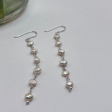 Load image into Gallery viewer, Cloud Pearl Earrings