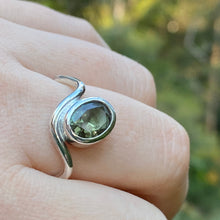 Load image into Gallery viewer, Wavy Tourmaline Ring (V)