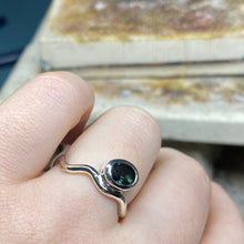 Load image into Gallery viewer, Wavy Bottle Green Tourmaline Ring (O)