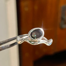 Load image into Gallery viewer, Wavy Bottle Green Tourmaline Ring (O)