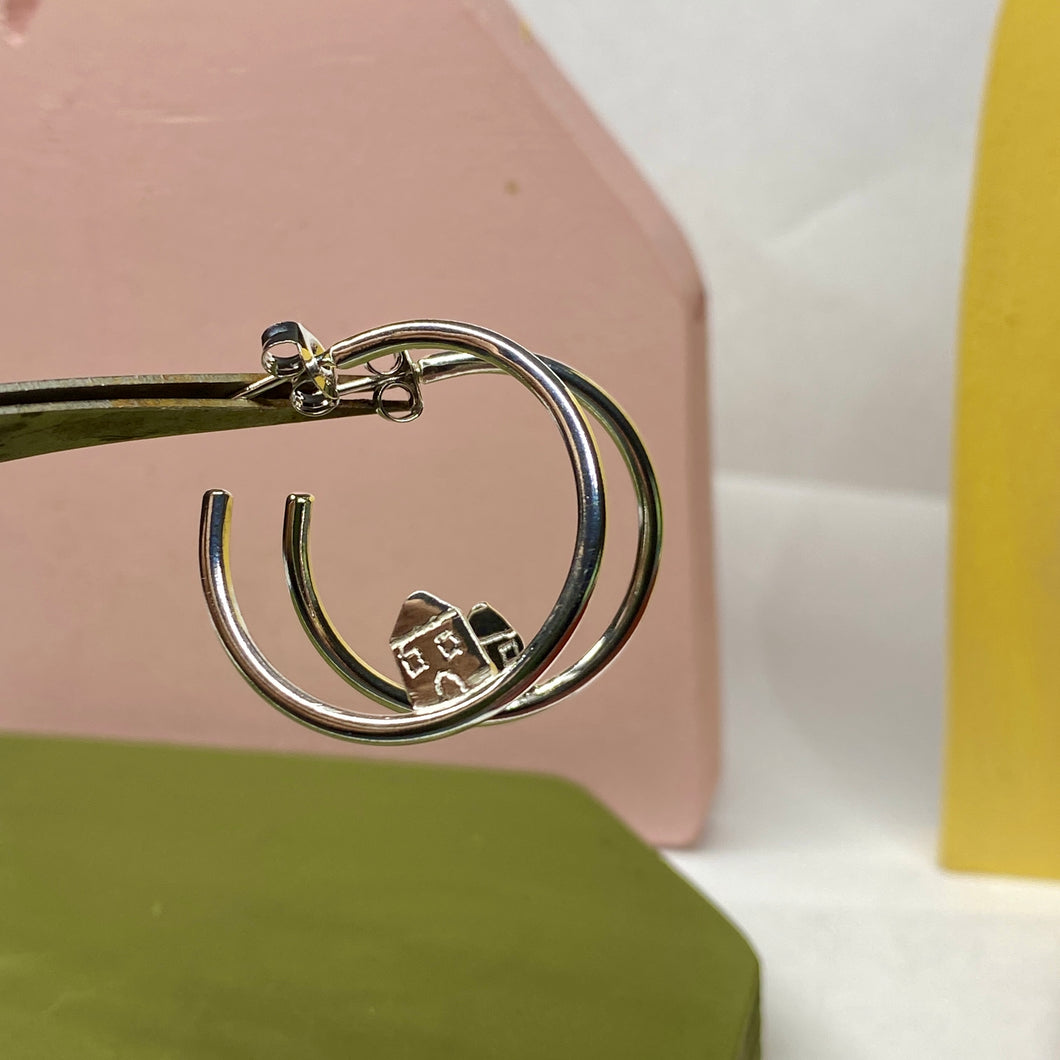 'I Always Circle Back' Hoops