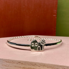 Load image into Gallery viewer, &#39;Hold Onto The Memories Here&#39; Bracelet