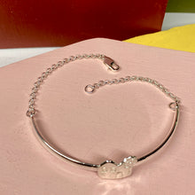 Load image into Gallery viewer, &#39;Hold Onto The Memories Here&#39; Bracelet