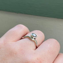 Load image into Gallery viewer, Wavy Tourmaline Ring (N / 6.5)